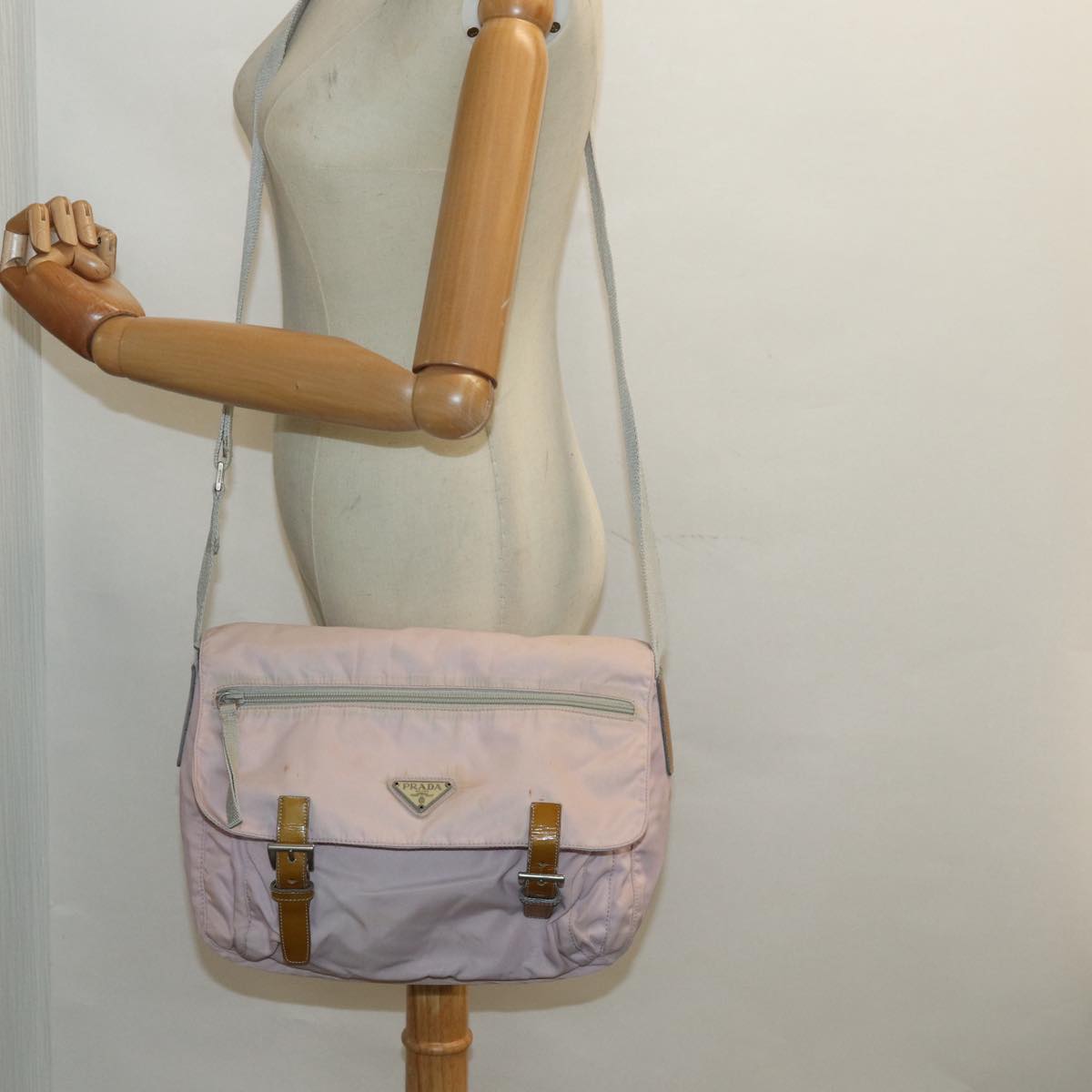 Prada Tessuto Pink Synthetic Shoulder Bag (Pre-Owned)