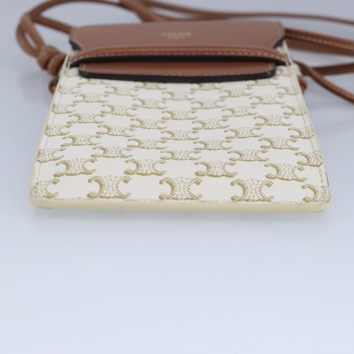 Céline Triomphe White Canvas Clutch Bag (Pre-Owned)