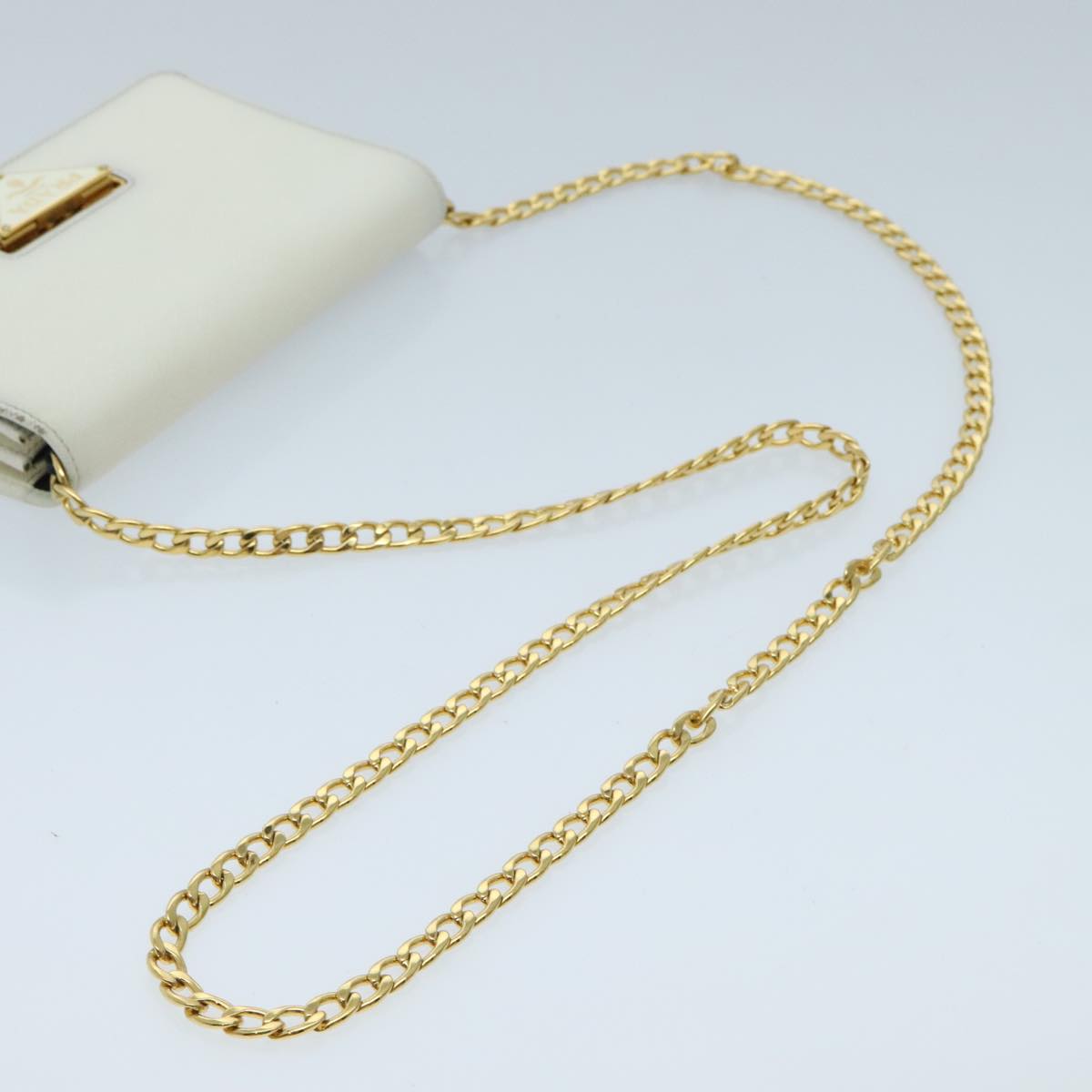 Prada Saffiano White Leather Clutch Bag (Pre-Owned)