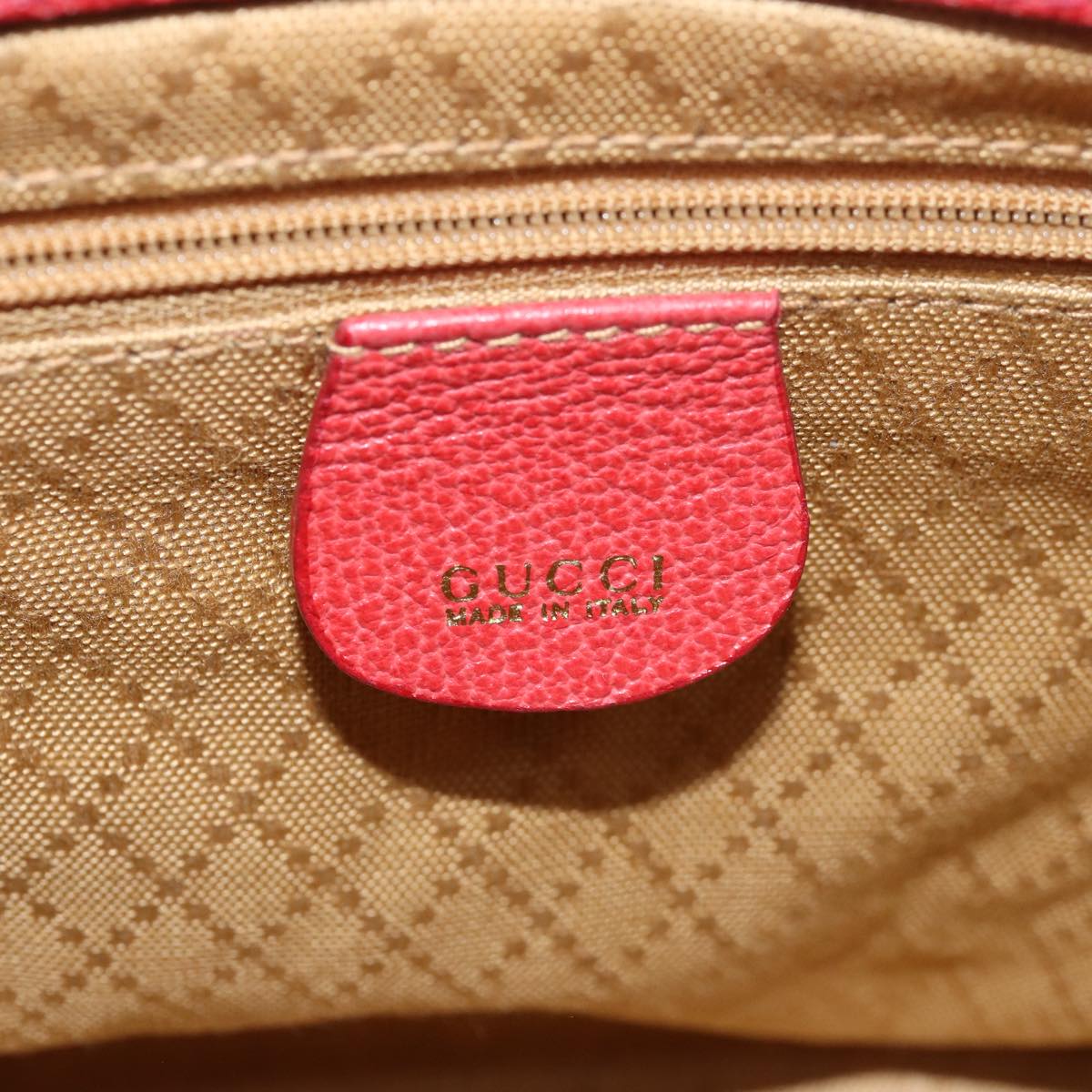 Gucci Bamboo Red Suede Handbag (Pre-Owned)