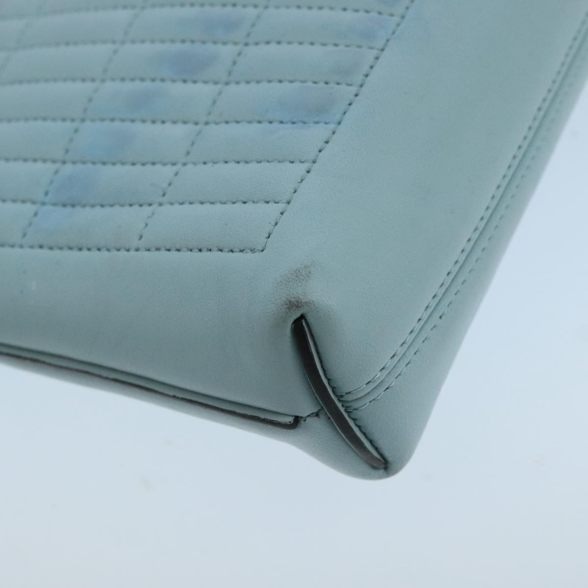 Loewe T Pouch Blue Leather Clutch Bag (Pre-Owned)