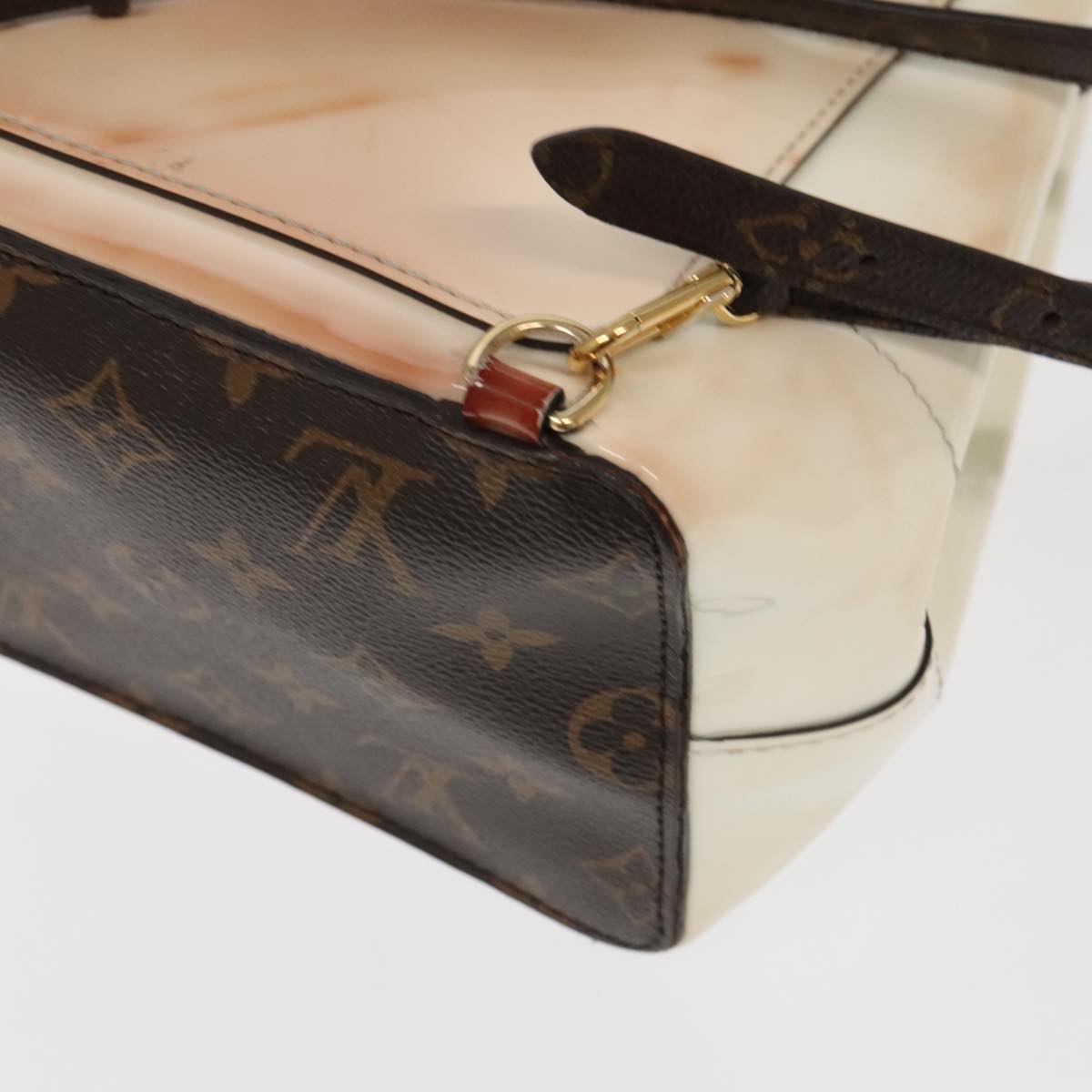 Louis Vuitton Hot Springs White Leather Backpack Bag (Pre-Owned)