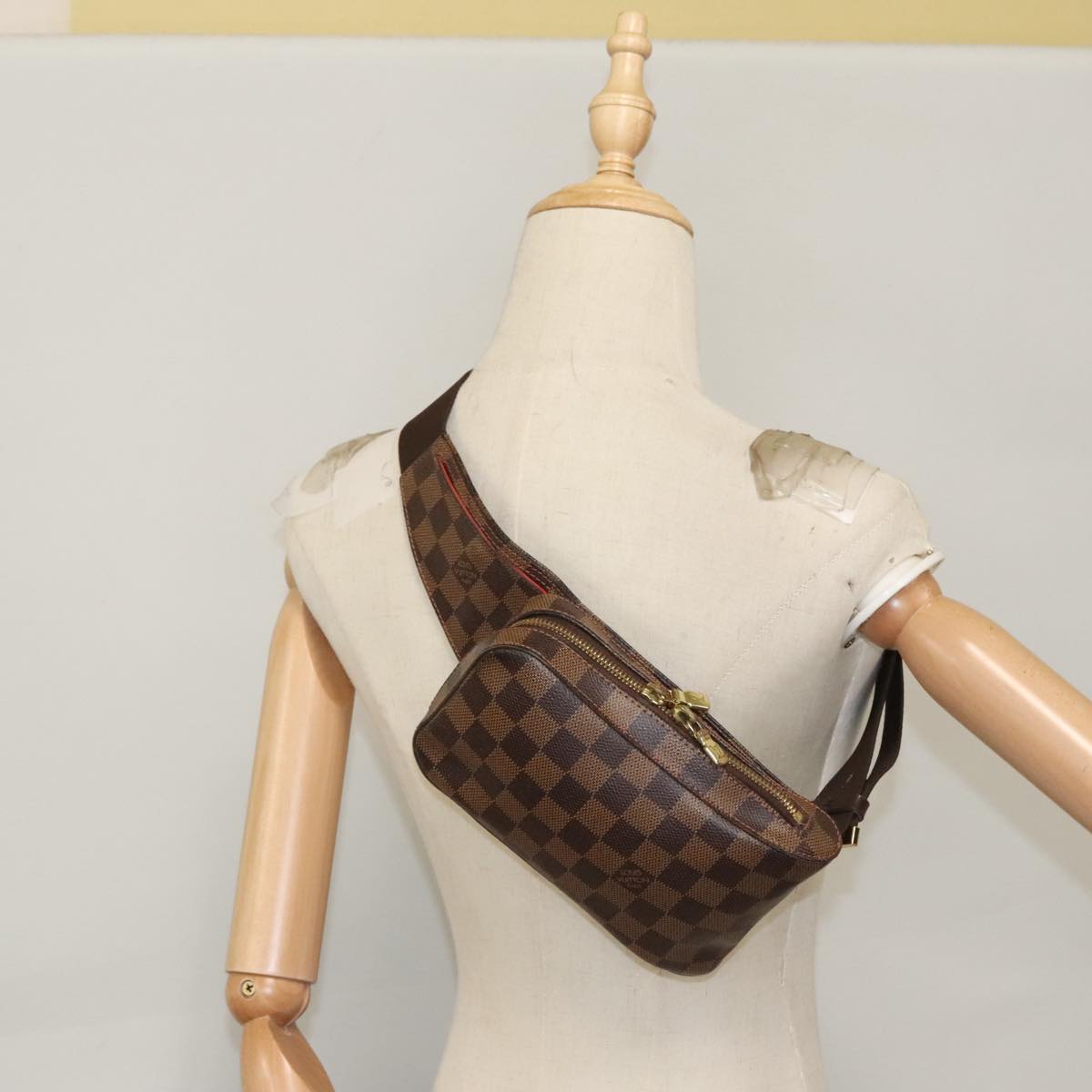 Louis Vuitton Geronimos Brown Canvas Shoulder Bag (Pre-Owned)