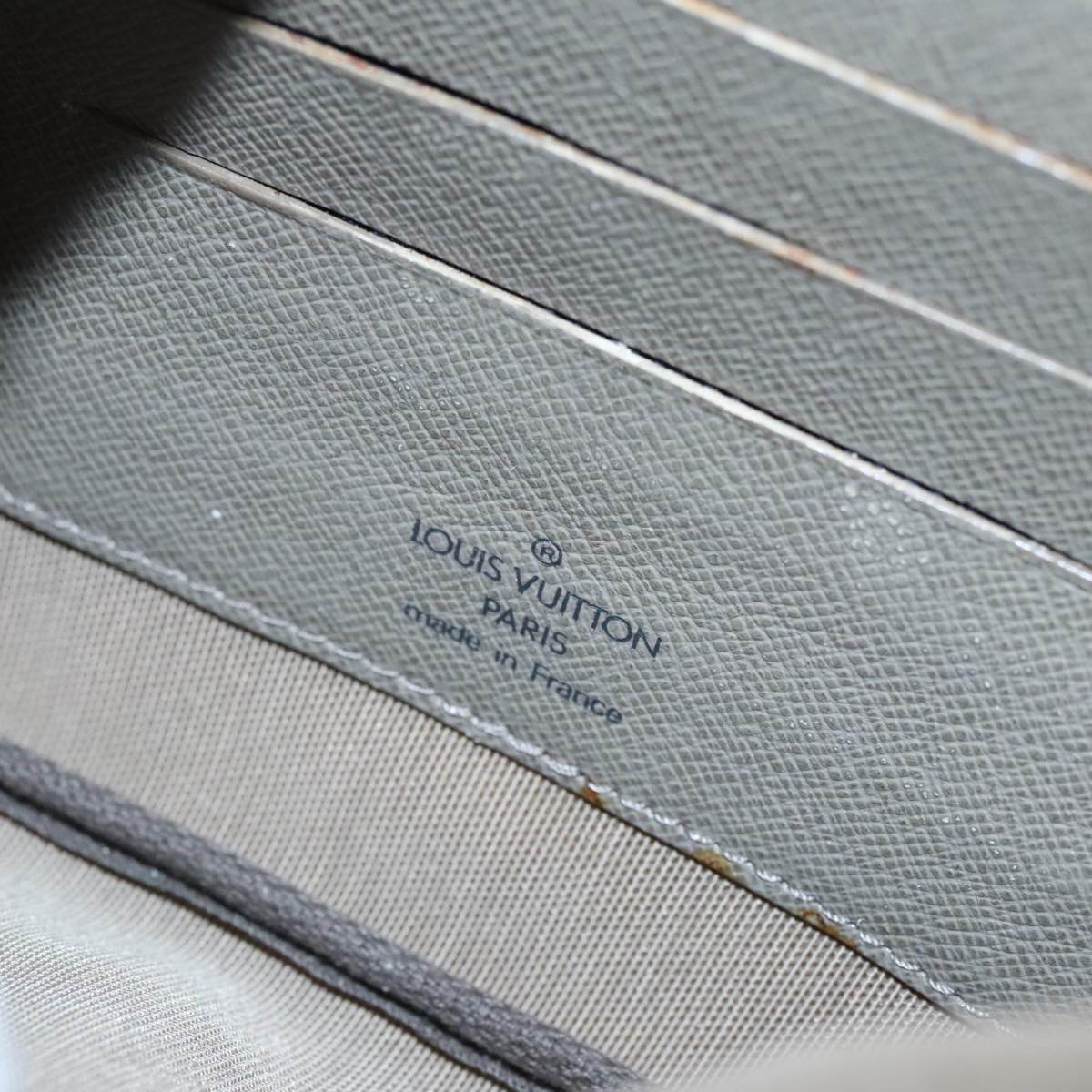 Louis Vuitton Geant Khaki Canvas Shoulder Bag (Pre-Owned)