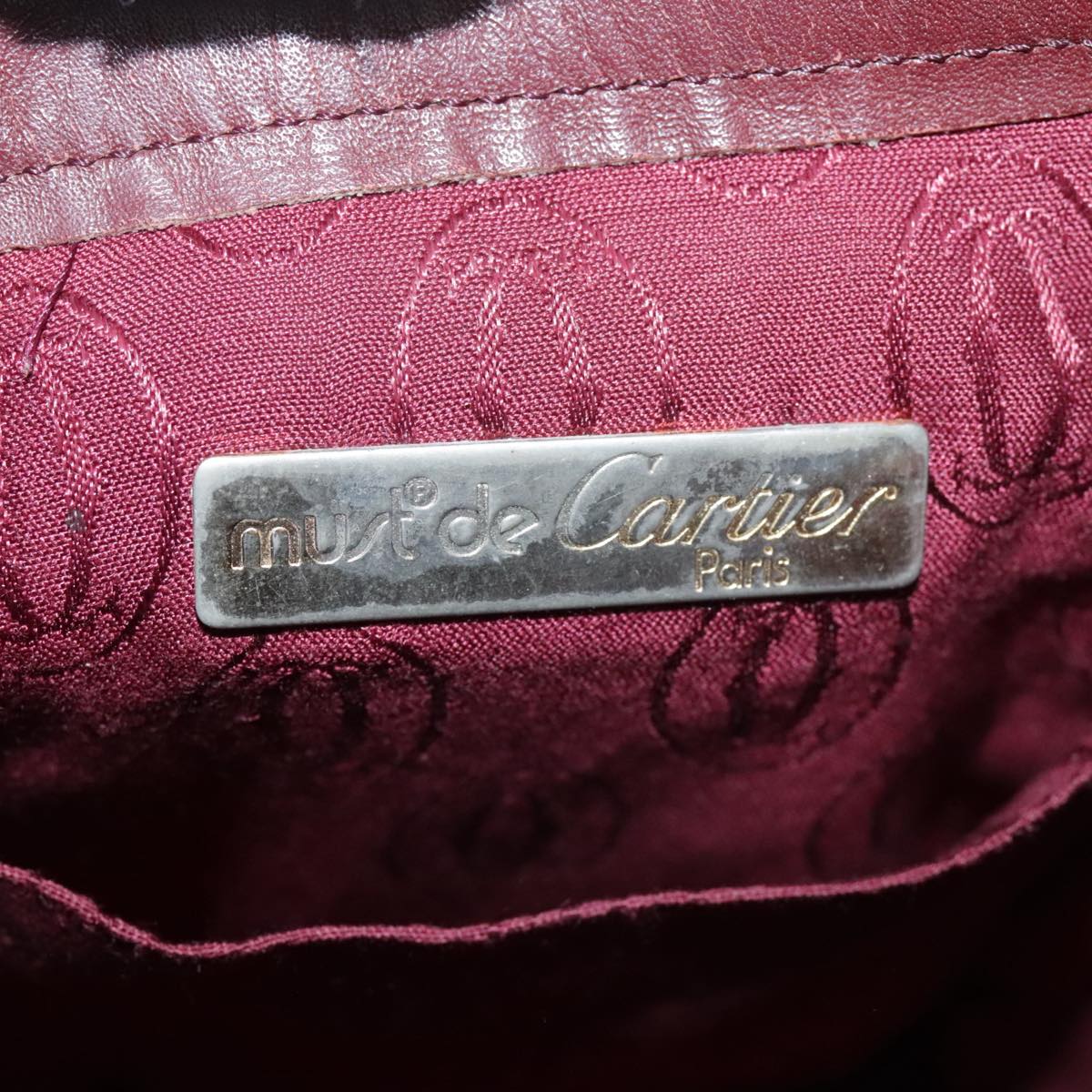 Cartier Must De Cartier Burgundy Leather Shoulder Bag (Pre-Owned)