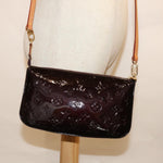 Louis Vuitton Pochette Accessoire Burgundy Patent Leather Clutch Bag (Pre-Owned)