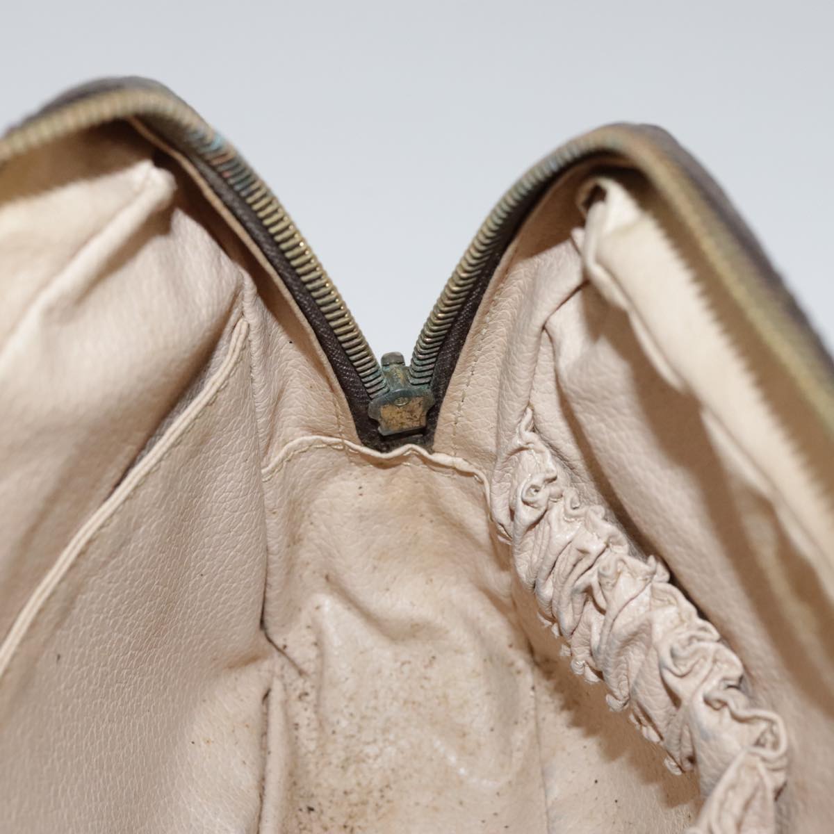 Louis Vuitton Trousse De Toilette Brown Canvas Clutch Bag (Pre-Owned)