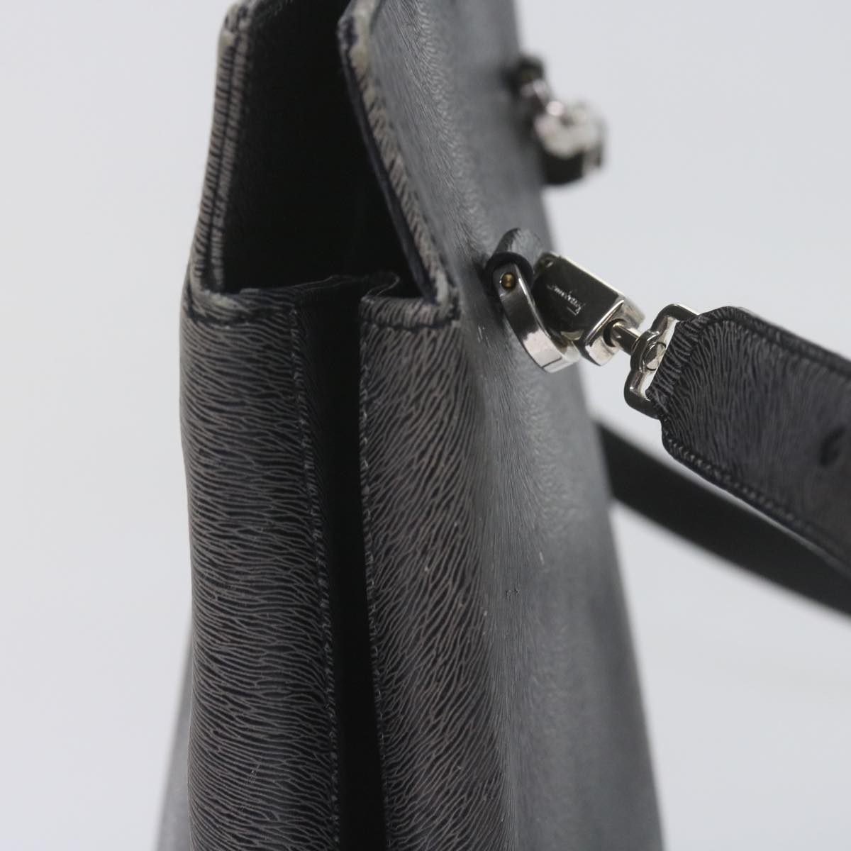 Salvatore Ferragamo Gancini Black Leather Handbag (Pre-Owned)