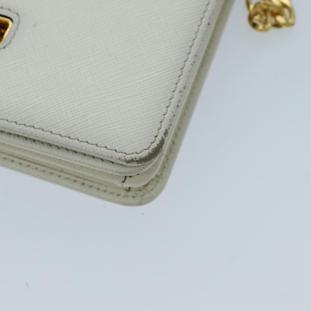 Prada Saffiano White Leather Clutch Bag (Pre-Owned)