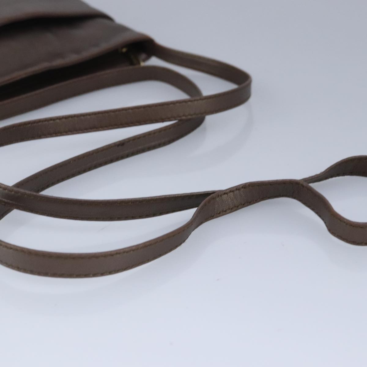 Loewe Brown Leather Shoulder Bag (Pre-Owned)