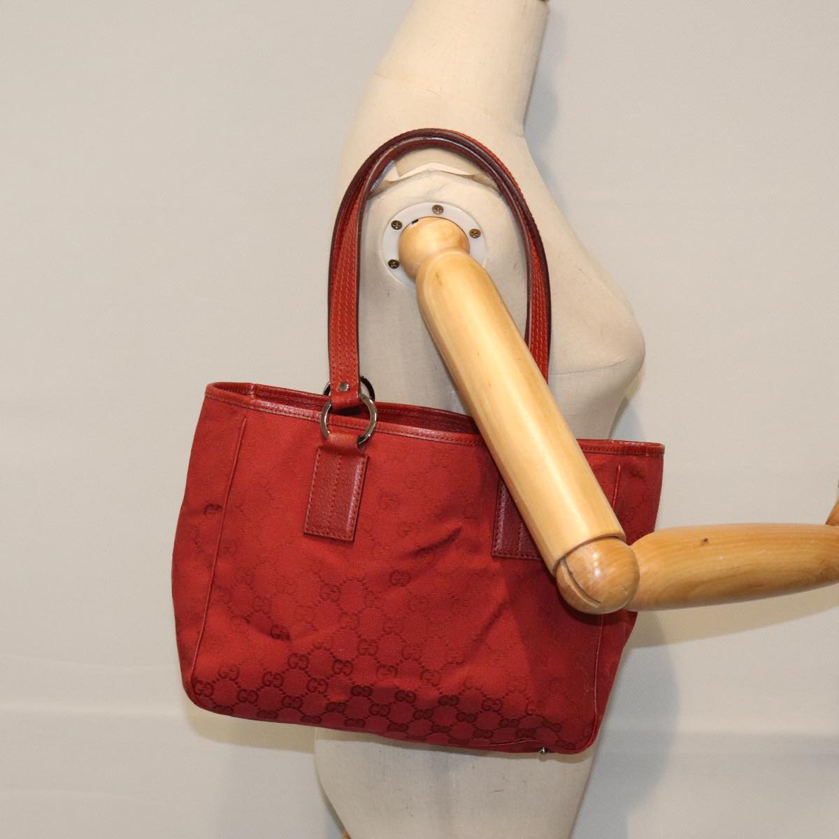 Gucci Mini C Red Canvas Tote Bag (Pre-Owned)