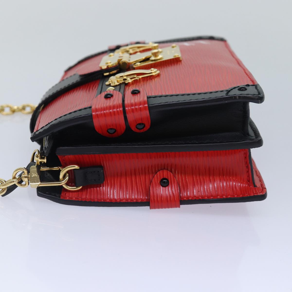 Louis Vuitton Trunk Red Leather Shoulder Bag (Pre-Owned)