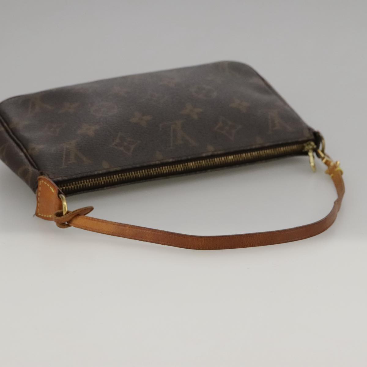 Louis Vuitton Pochette Accessoire Brown Canvas Clutch Bag (Pre-Owned)