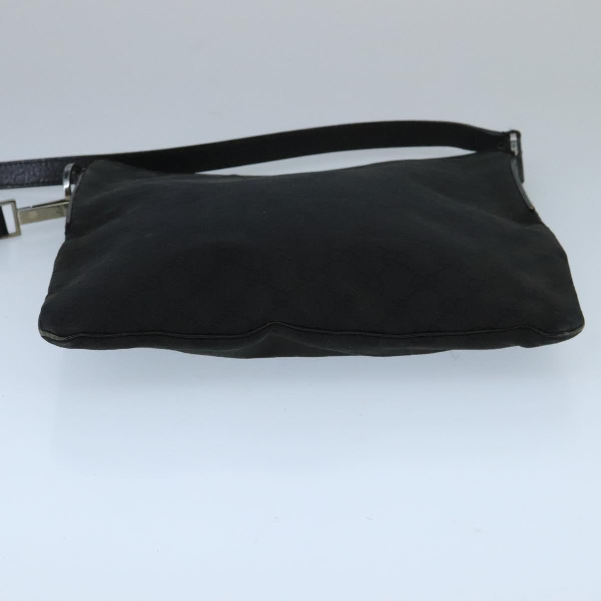 Gucci Black Canvas Shoulder Bag (Pre-Owned)