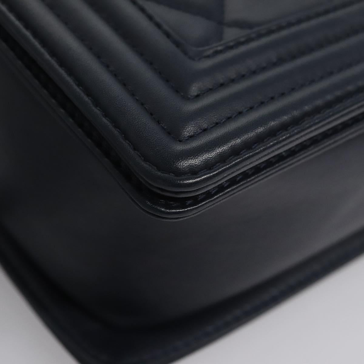 Chanel Boy Navy Leather Shoulder Bag (Pre-Owned)