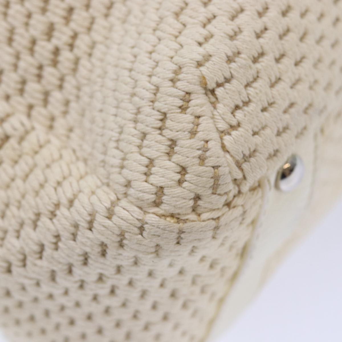 Chanel Chanel Beige Canvas Handbag (Pre-Owned)