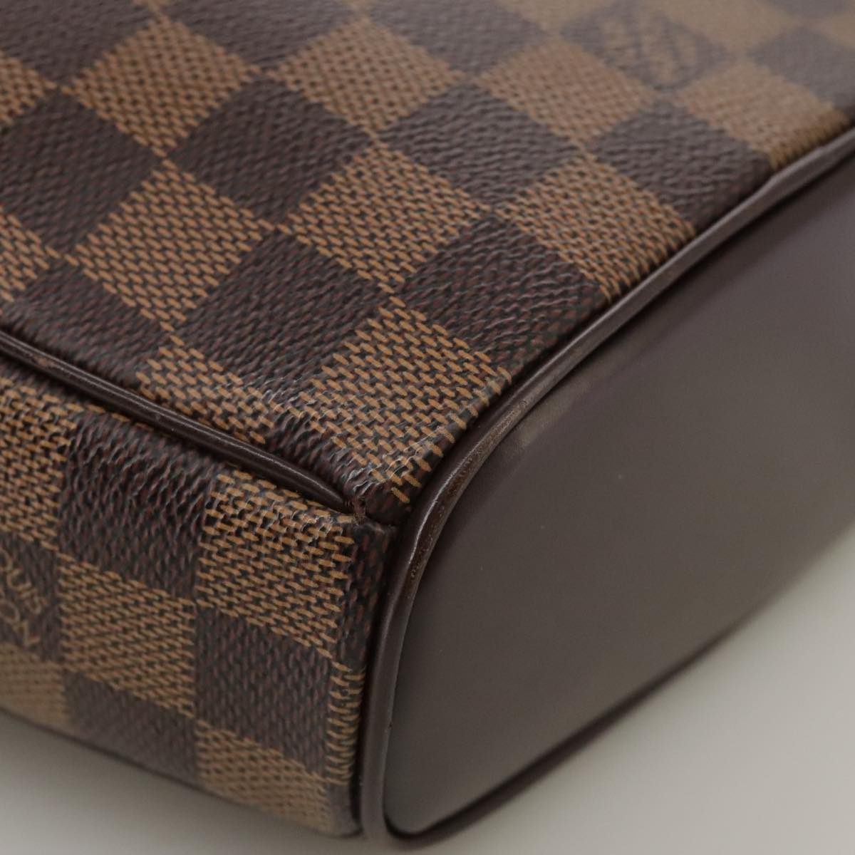 Louis Vuitton Ipanema Brown Canvas Shoulder Bag (Pre-Owned)