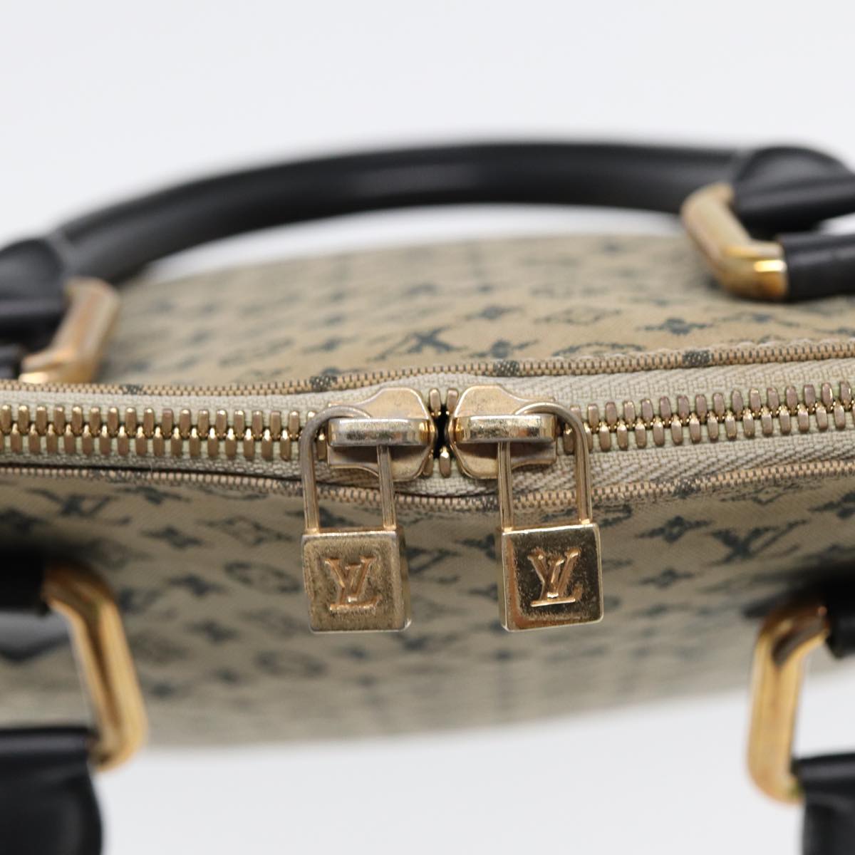 Louis Vuitton Alma Blue Canvas Handbag (Pre-Owned)