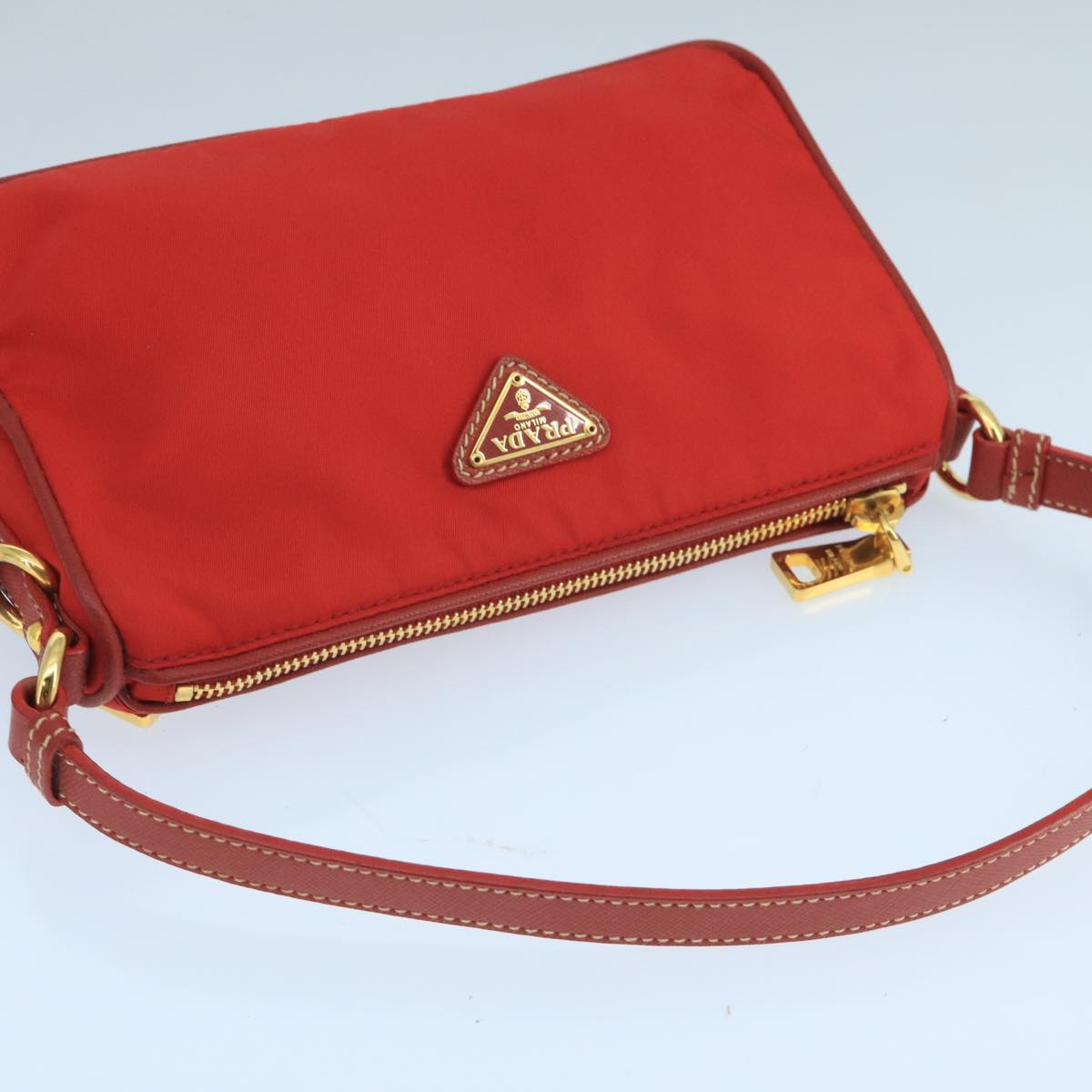 Prada Re-Nylon Red Synthetic Shoulder Bag (Pre-Owned)
