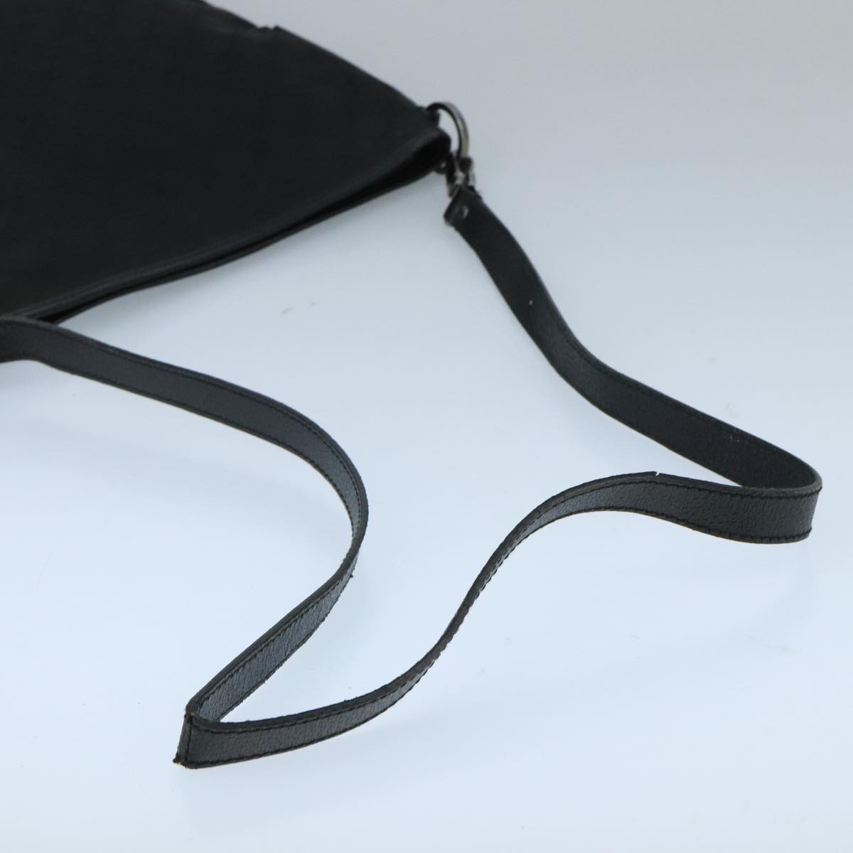 Gucci Black Canvas Shoulder Bag (Pre-Owned)