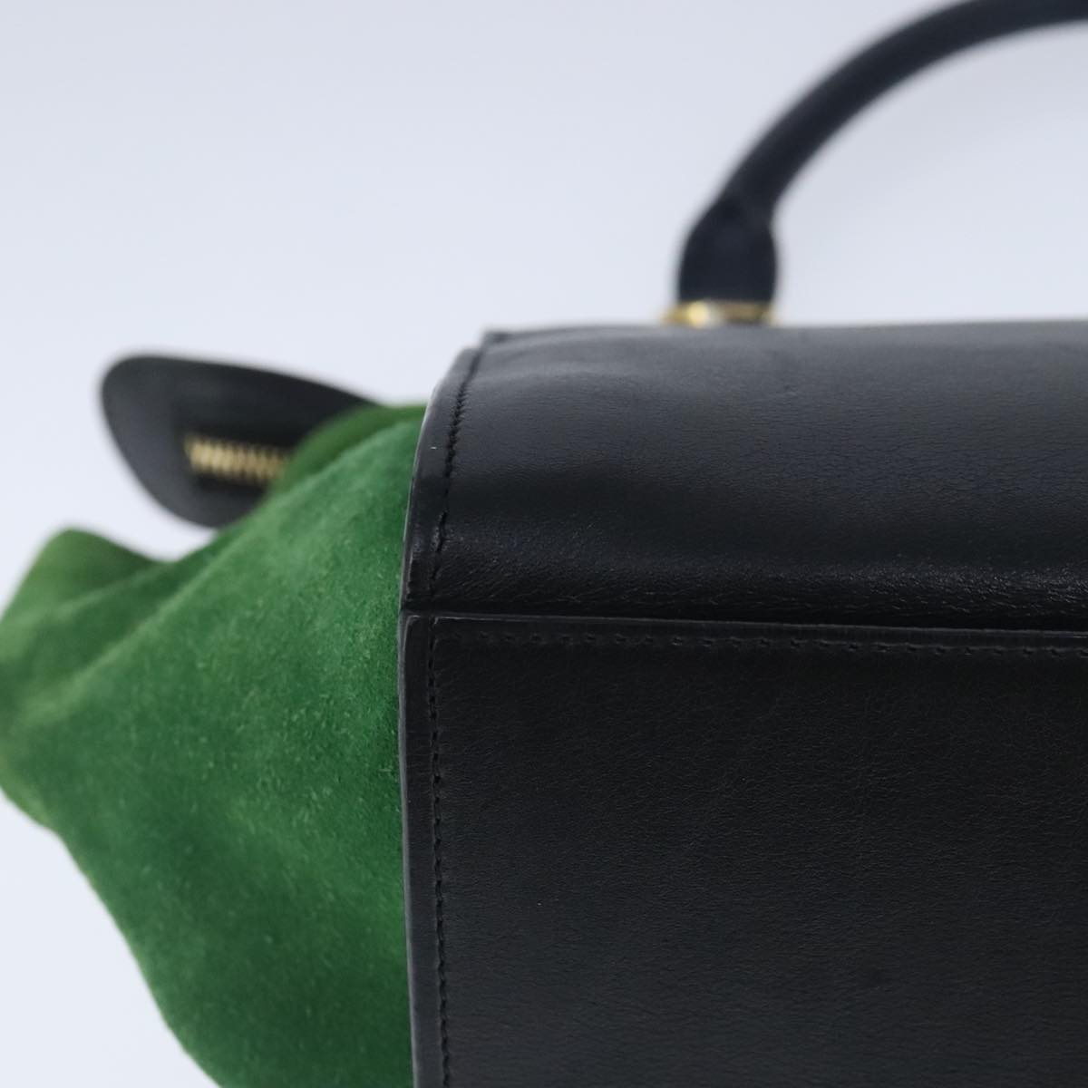 Céline Trapèze Green Suede Handbag (Pre-Owned)