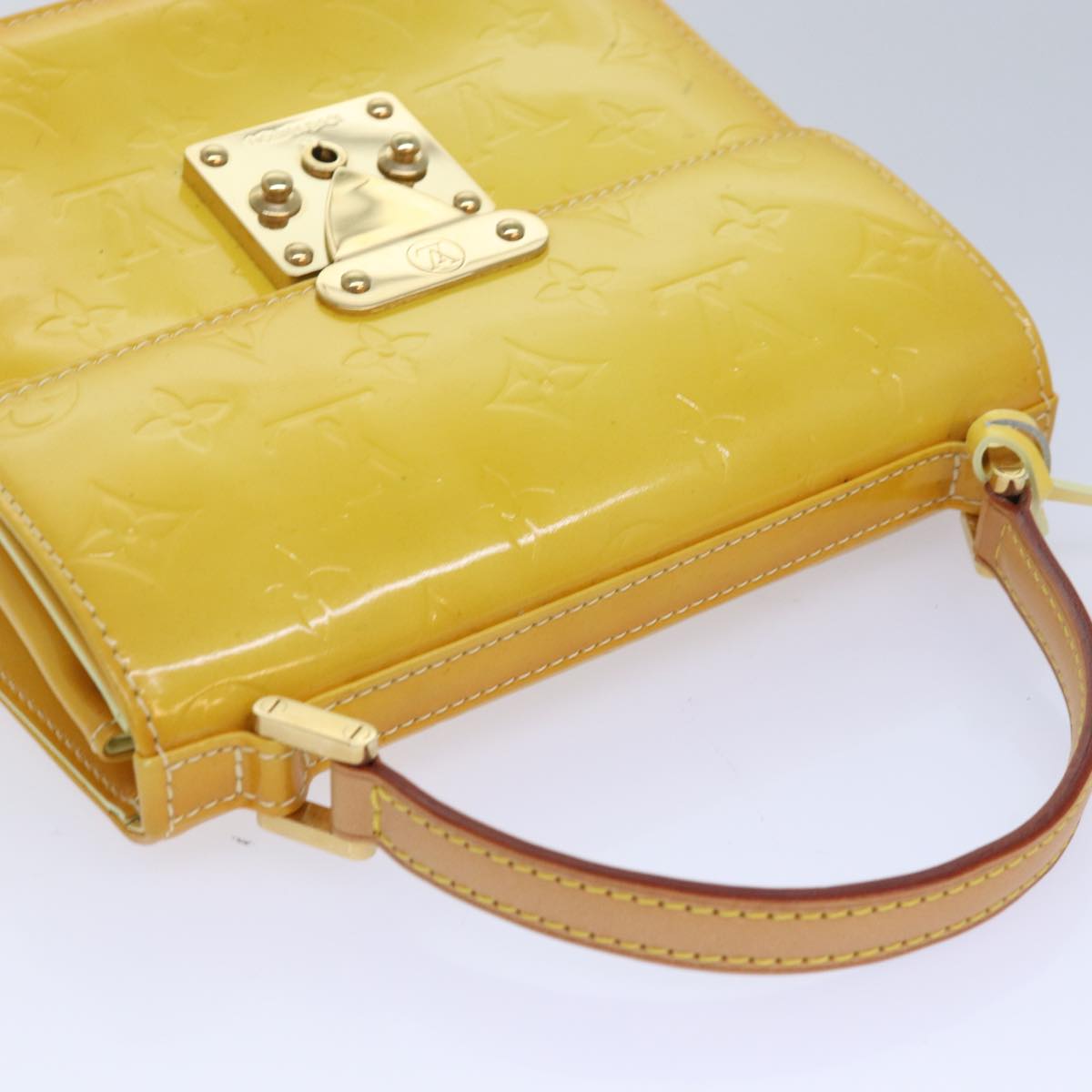 Louis Vuitton Spring Street Yellow Patent Leather Handbag (Pre-Owned)