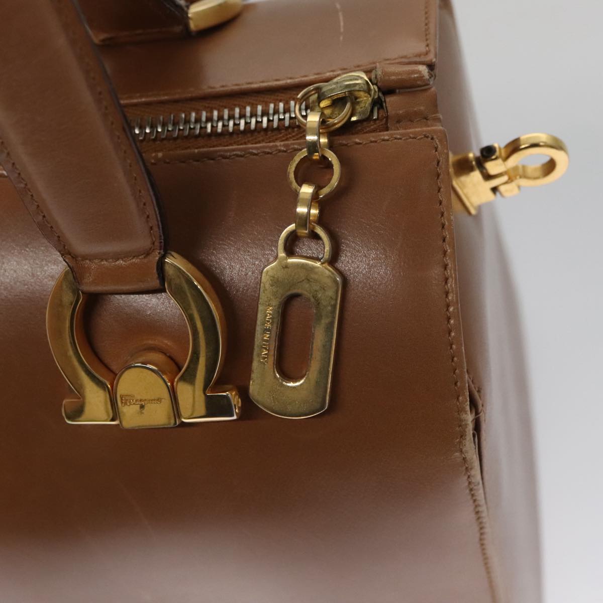 Salvatore Ferragamo Gancini Brown Leather Handbag (Pre-Owned)