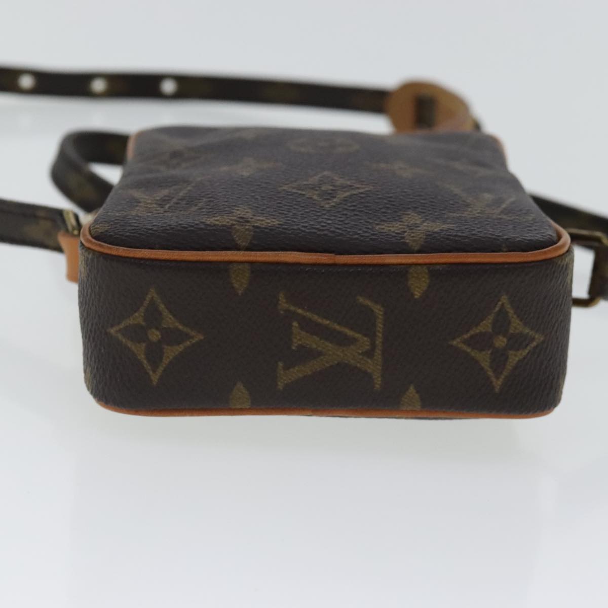 Louis Vuitton Danube Brown Canvas Clutch Bag (Pre-Owned)