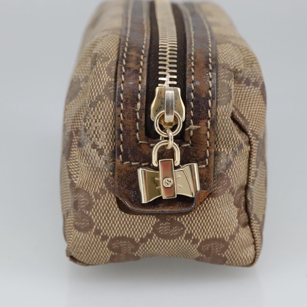 Gucci Gg Crystal Beige Canvas Clutch Bag (Pre-Owned)