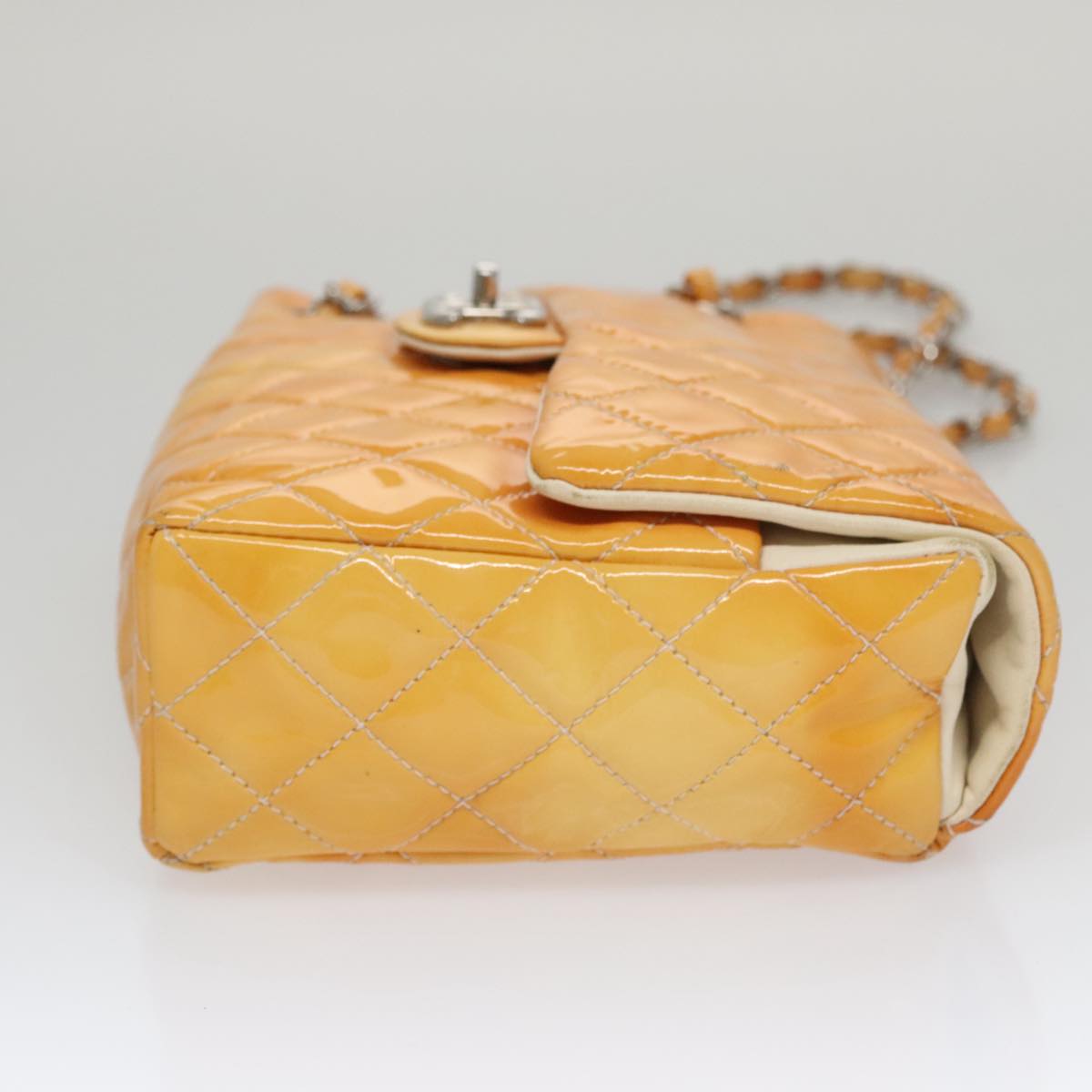 Chanel Timeless Yellow Patent Leather Shoulder Bag (Pre-Owned)