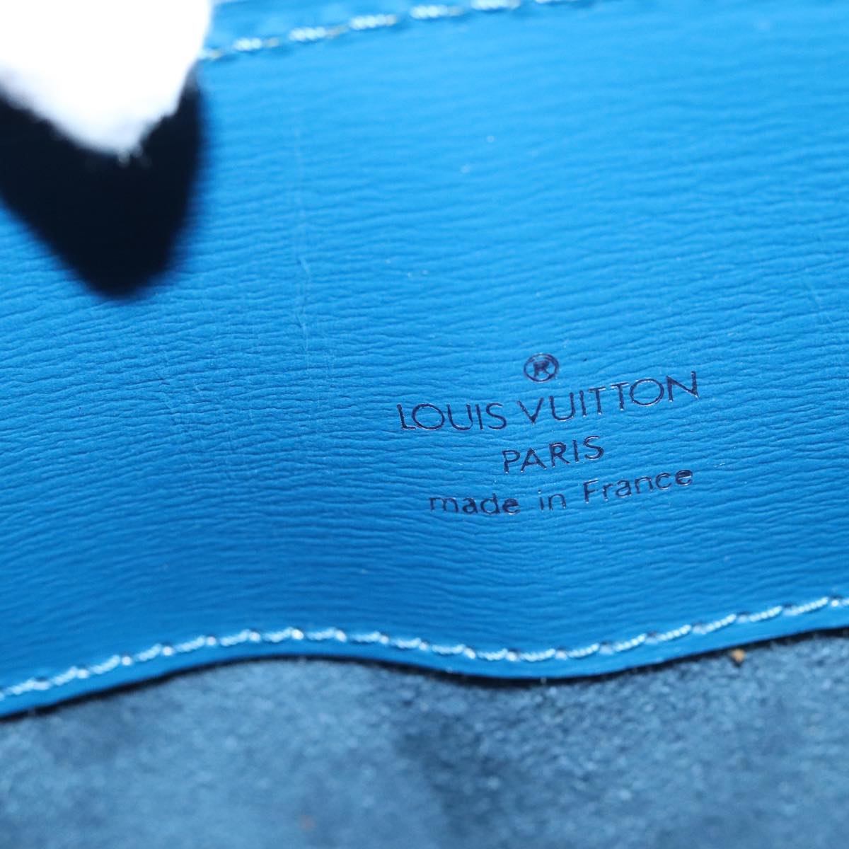 Louis Vuitton Cluny Blue Leather Shoulder Bag (Pre-Owned)