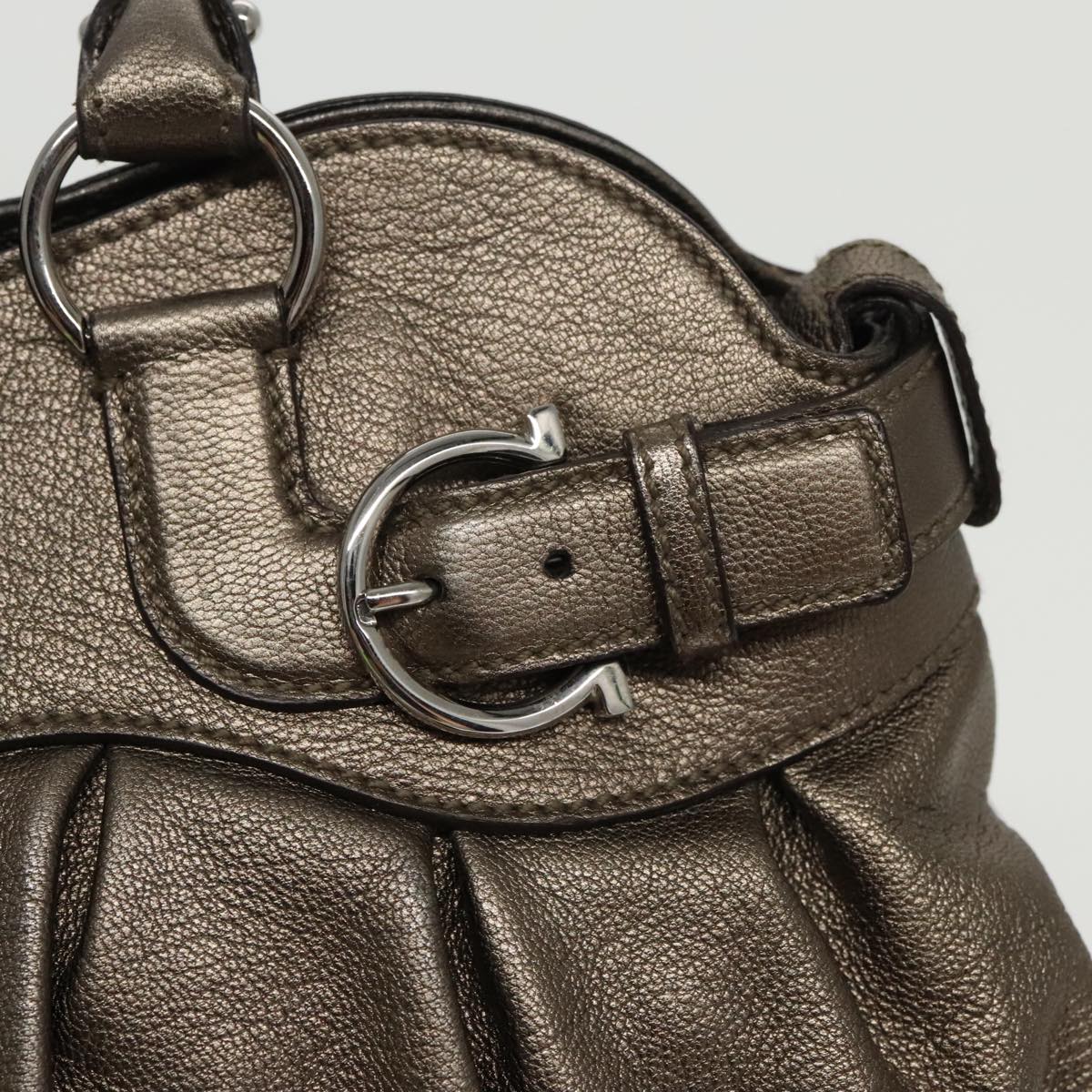 Salvatore Ferragamo Gancini Silver Leather Shopper Bag (Pre-Owned)