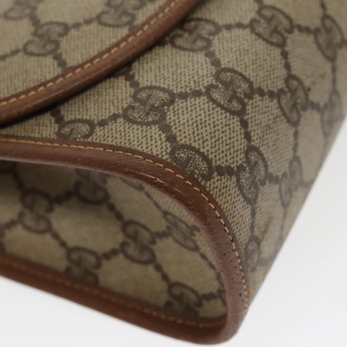 Gucci Gg Supreme Brown Canvas Clutch Bag (Pre-Owned)