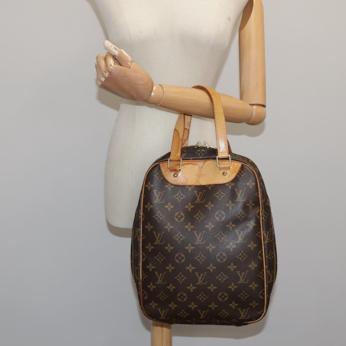 Louis Vuitton Excursion Brown Leather Handbag (Pre-Owned)