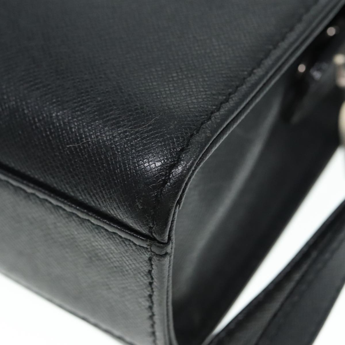 Burberry Black Leather Clutch Bag (Pre-Owned)