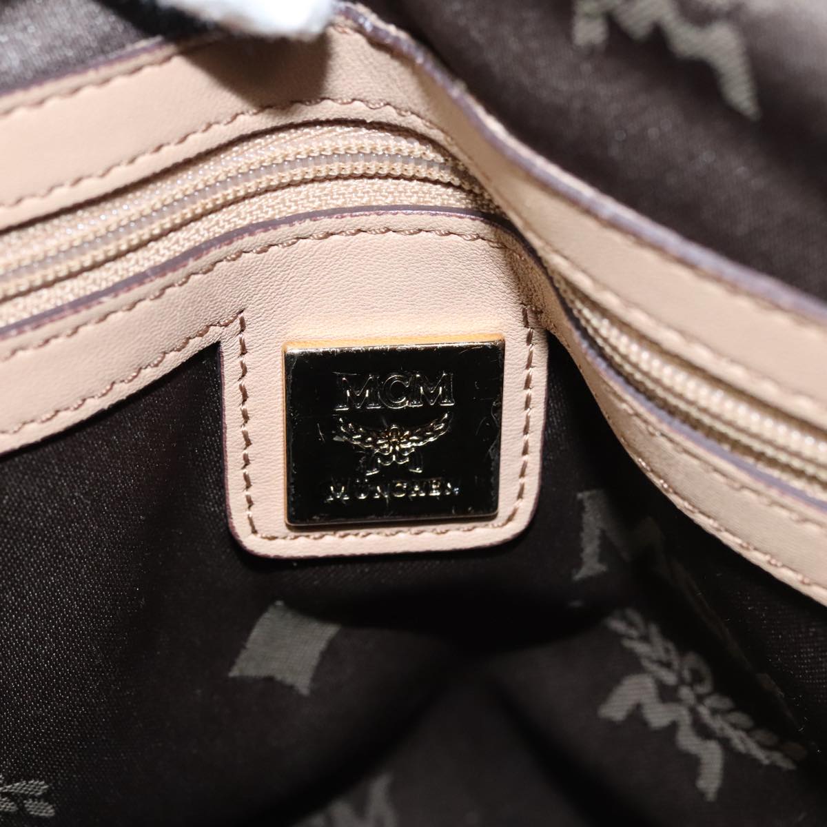 MCM Visetos Beige Canvas Handbag (Pre-Owned)