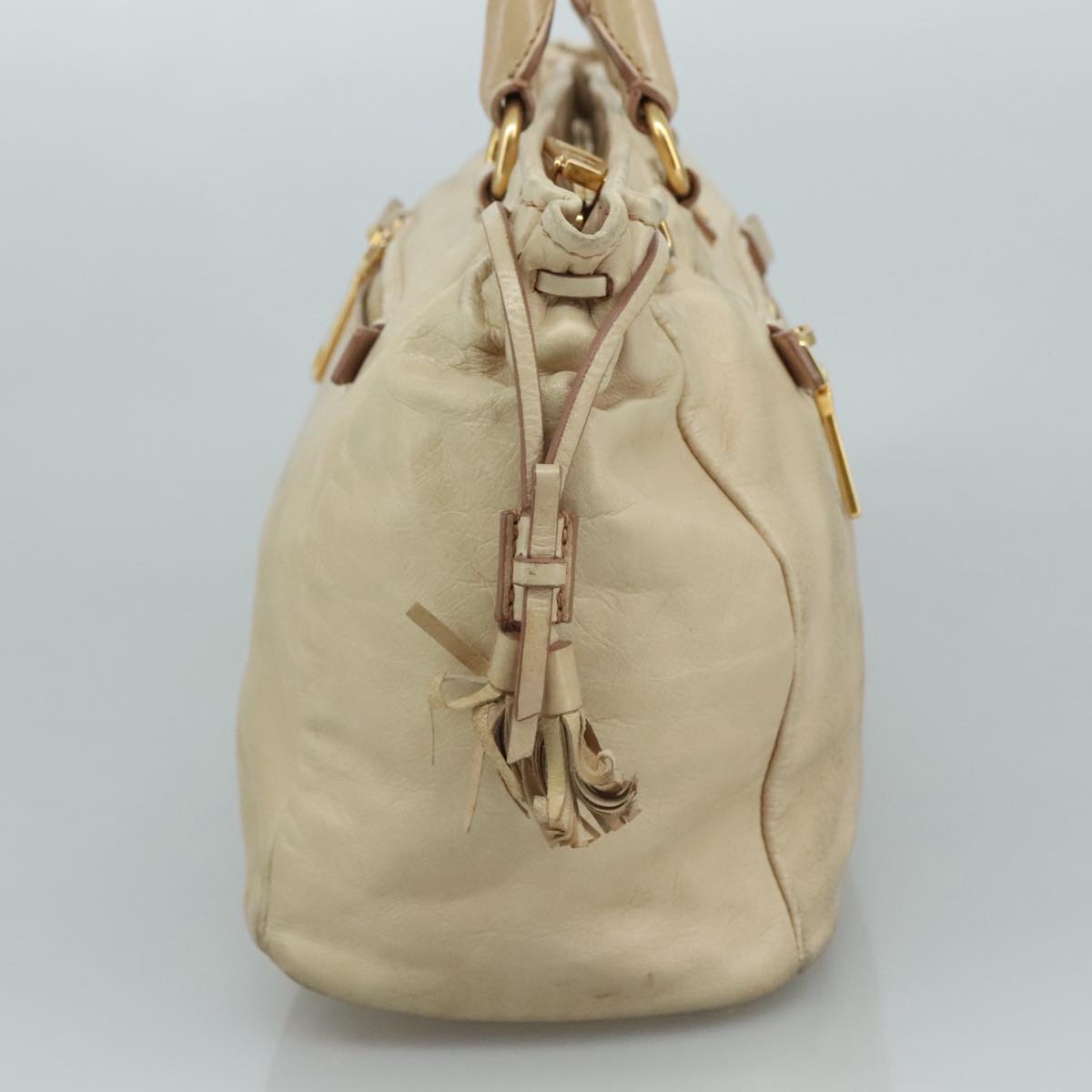 Prada Vitello Beige Leather Handbag (Pre-Owned)