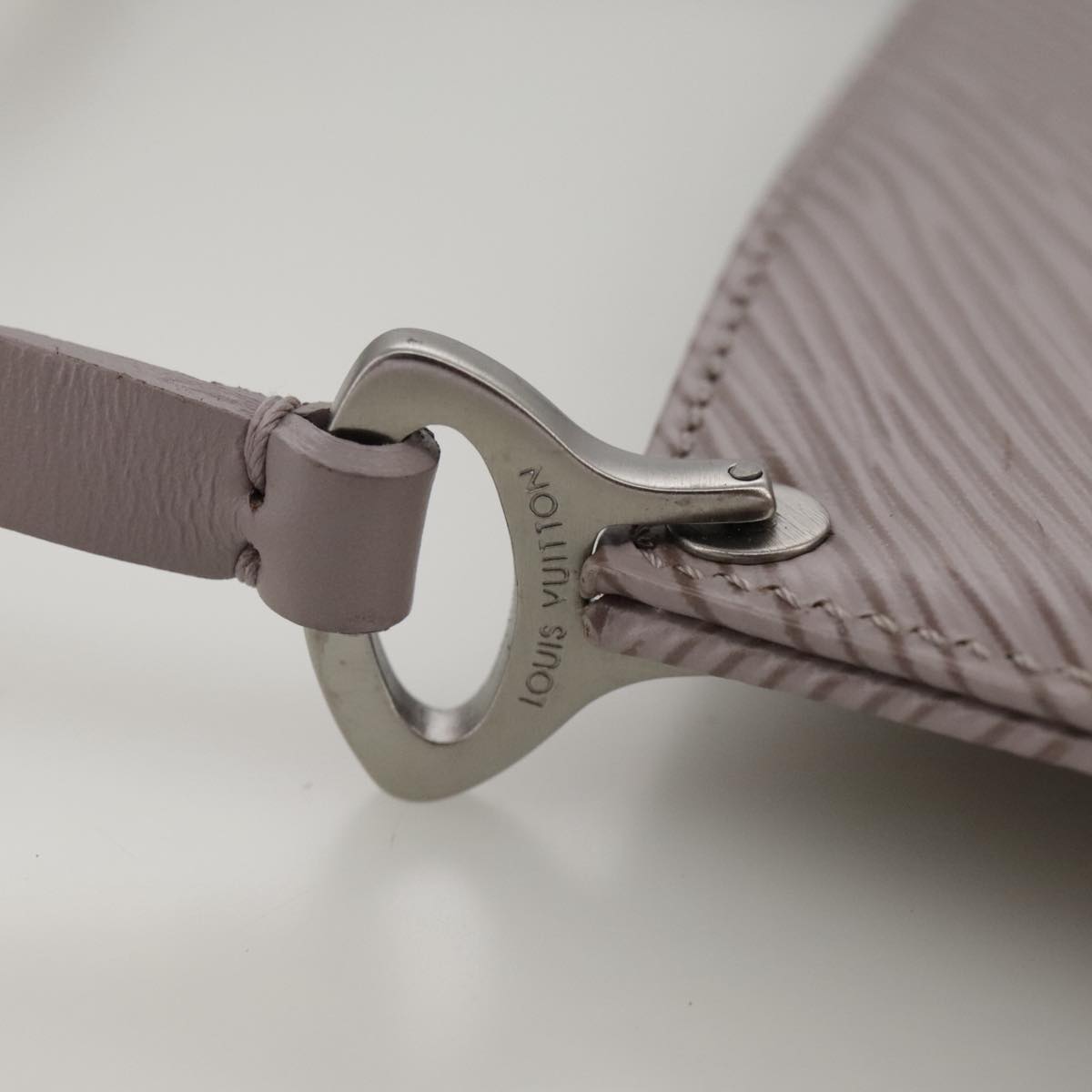 Louis Vuitton Demi Lune Grey Leather Clutch Bag (Pre-Owned)