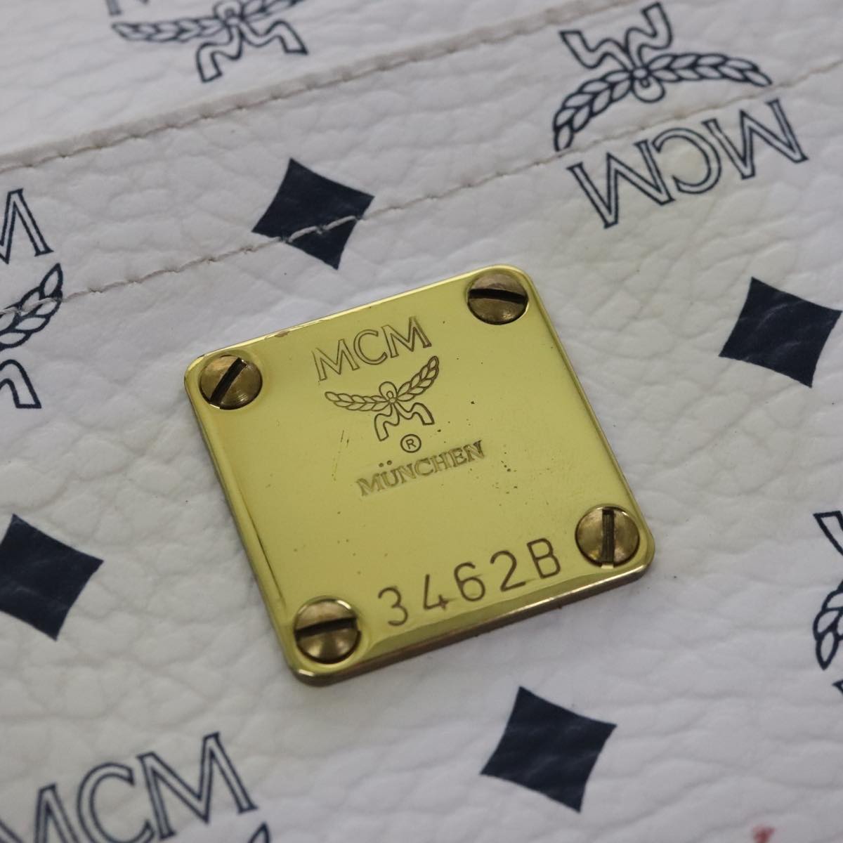 MCM Visetos White Canvas Tote Bag (Pre-Owned)
