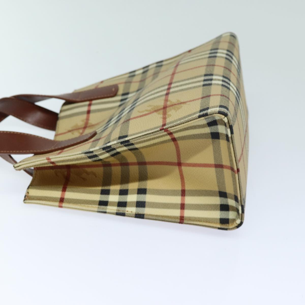 Burberry Beige Leather Handbag (Pre-Owned)