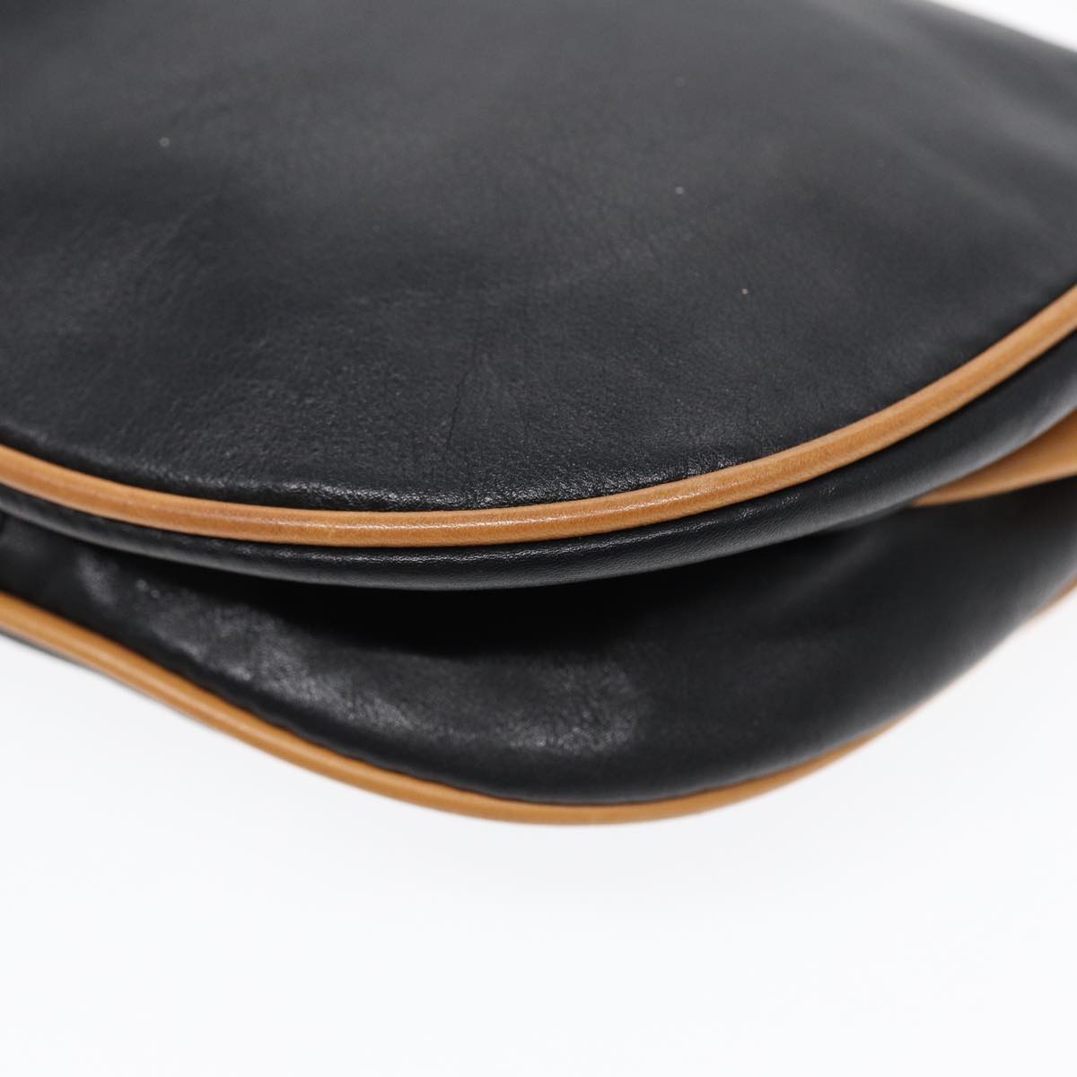 Céline Black Leather Shoulder Bag (Pre-Owned)