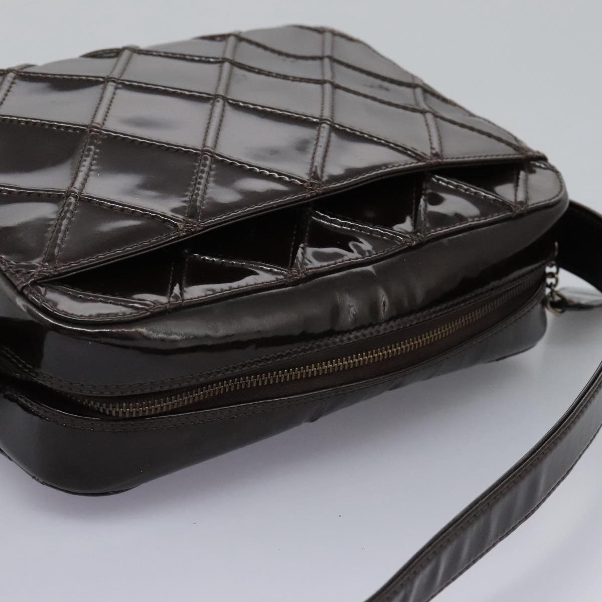 Chanel Camera Brown Patent Leather Shoulder Bag (Pre-Owned)