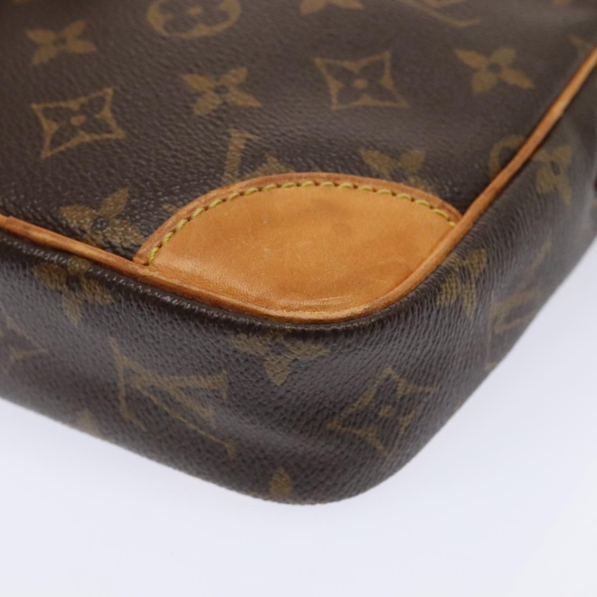 Louis Vuitton Danube Brown Canvas Shoulder Bag (Pre-Owned)