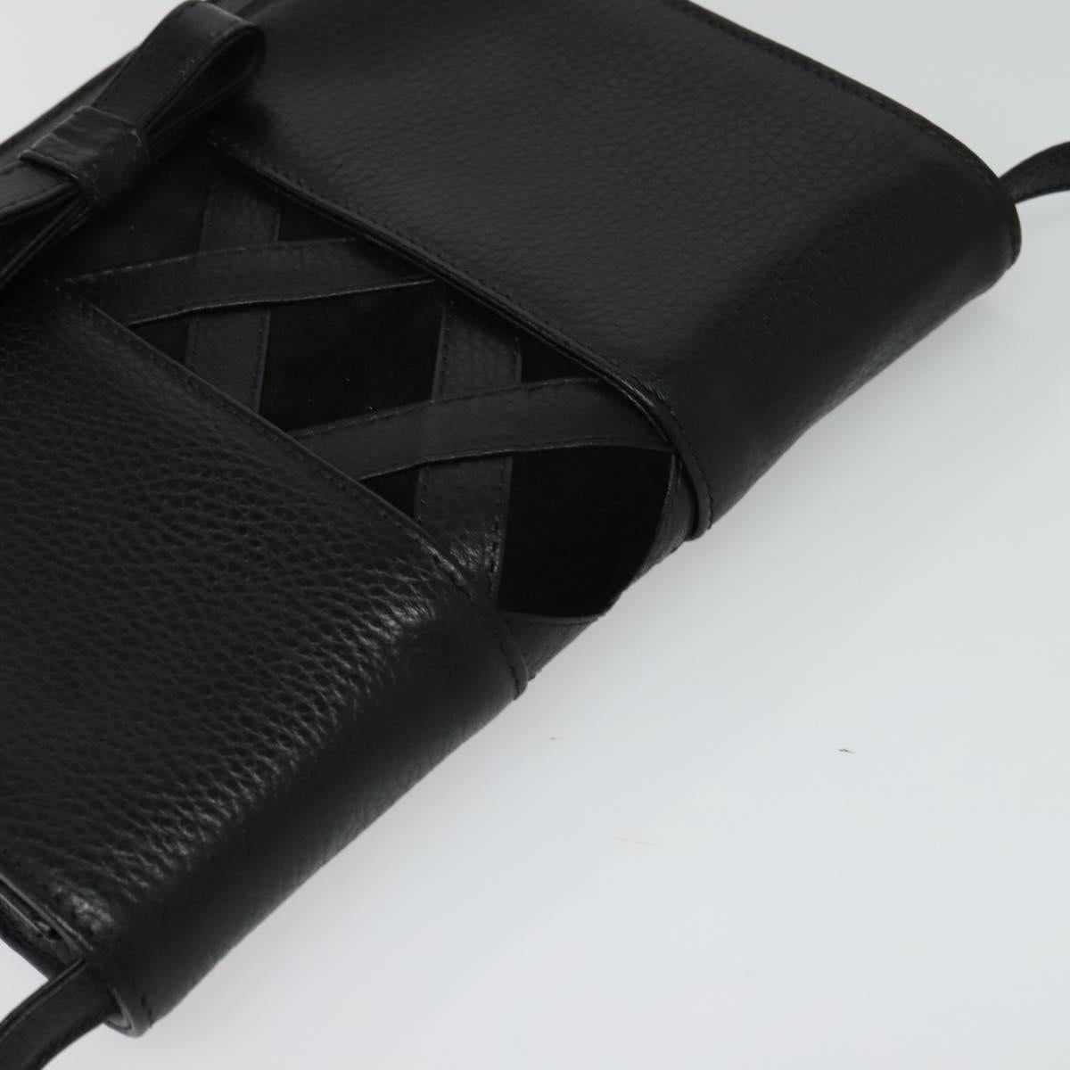 Valentino Garavani Black Leather Shoulder Bag (Pre-Owned)