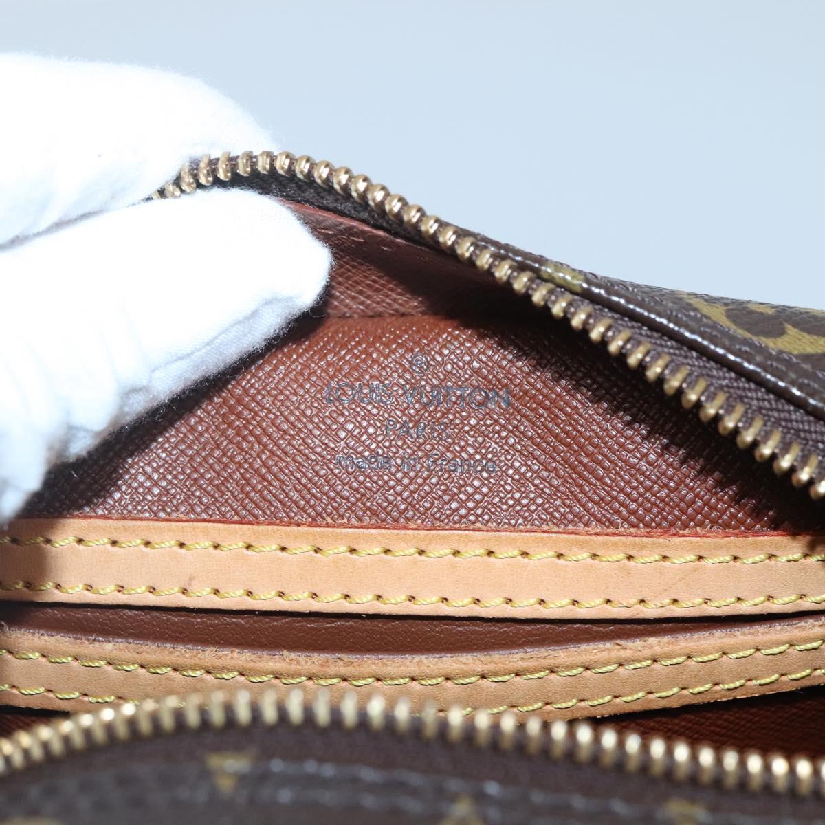 Louis Vuitton Blois Brown Canvas Shoulder Bag (Pre-Owned)