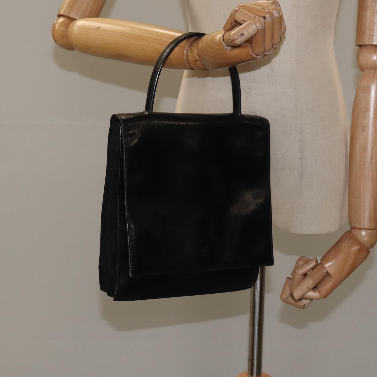 Prada Black Synthetic Handbag (Pre-Owned)