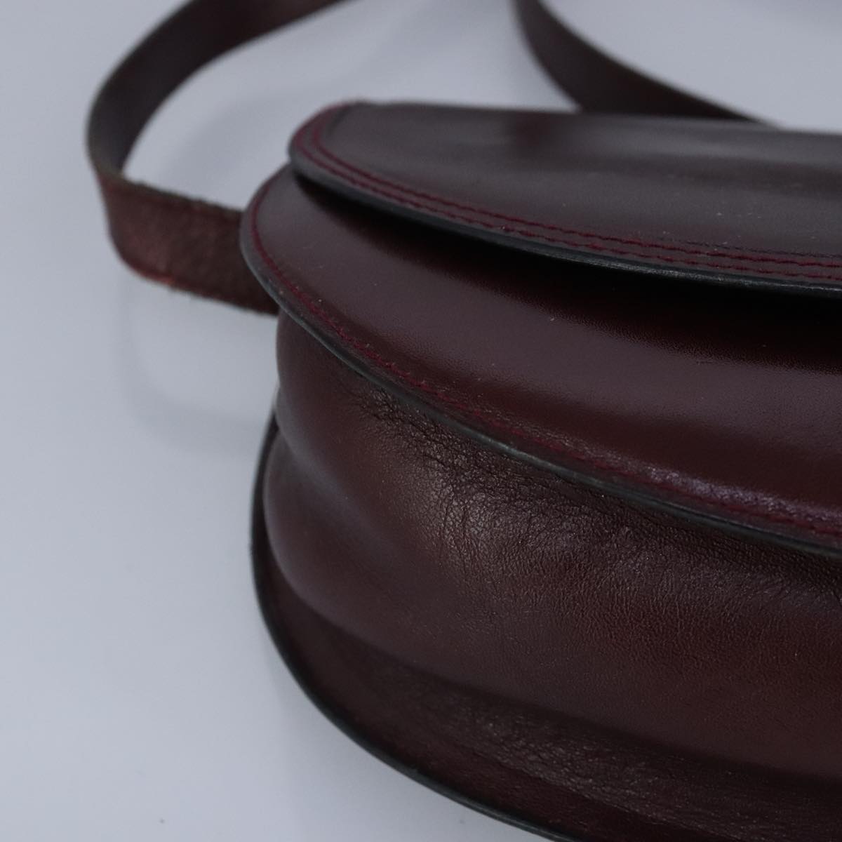 Bally Burgundy Leather Shoulder Bag (Pre-Owned)
