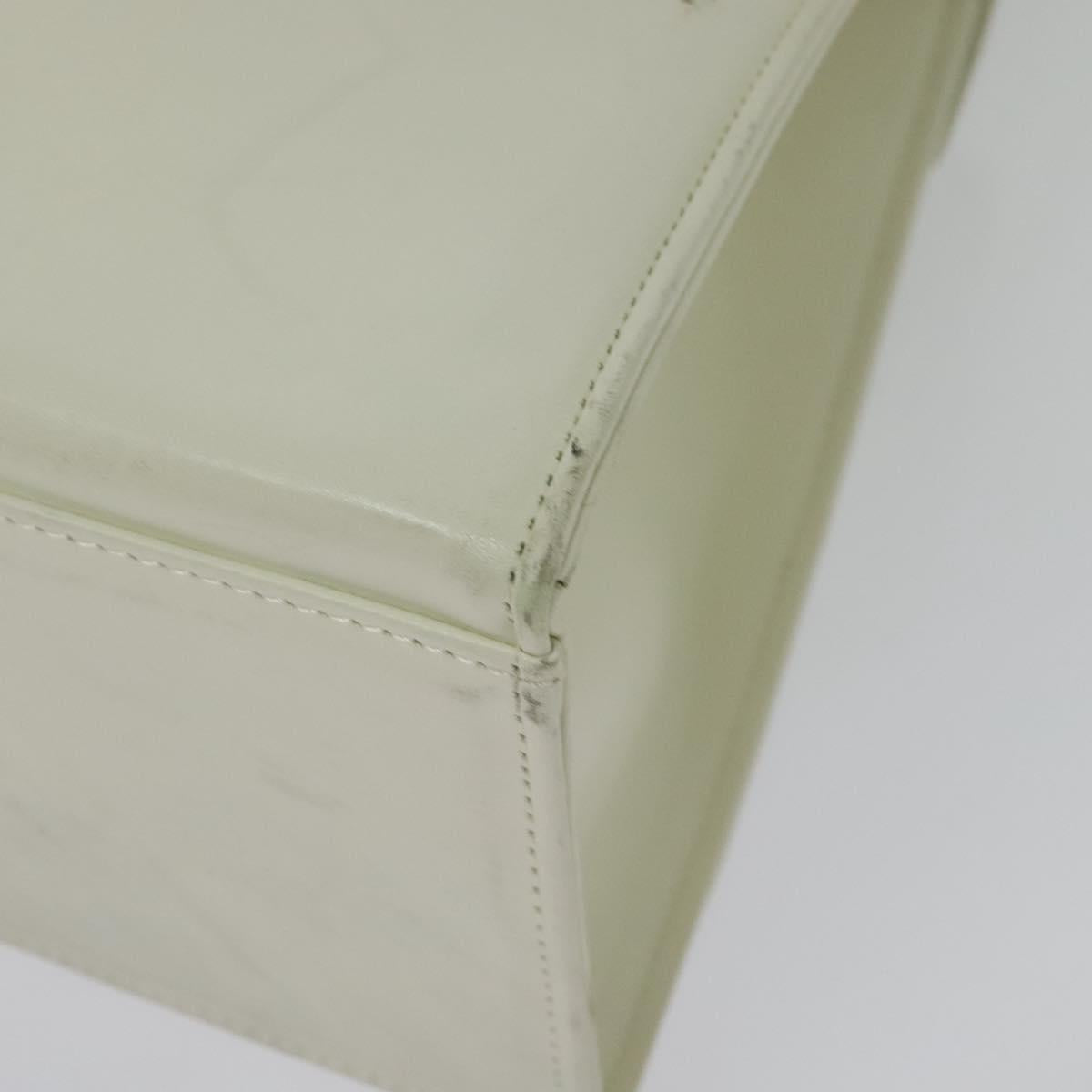 Yves Saint Laurent White Leather Handbag (Pre-Owned)