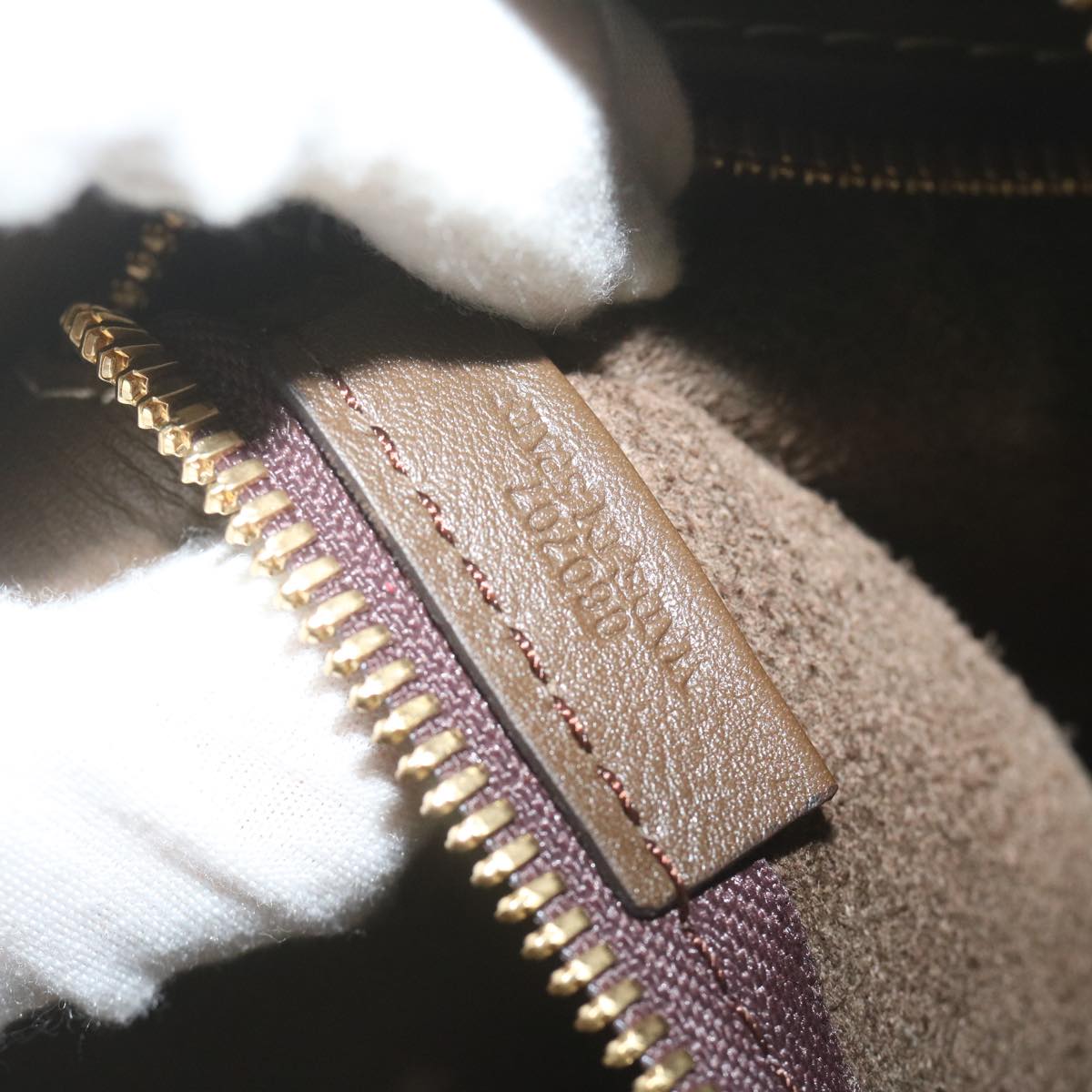 Loewe Brown Leather Shoulder Bag (Pre-Owned)