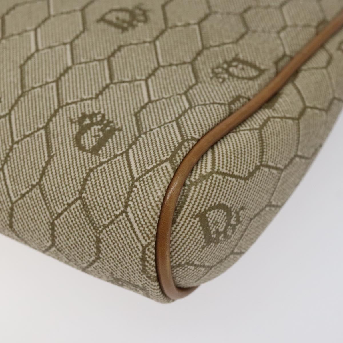 Dior Honeycomb Beige Leather Clutch Bag (Pre-Owned)